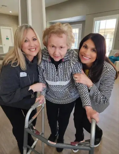 Seniors receiving personalized support in a residential care home | New Day Lifestyle for Seniors