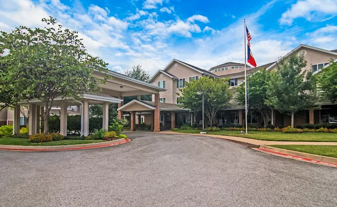 Whiterock Court - Sky Active Living Whiterock Court - Sky Active Living